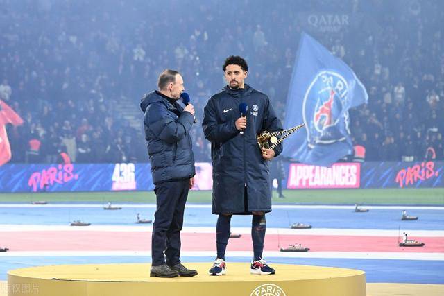 罗伊斯谈美国找房骇人往事：FBI与毒贩枪战过