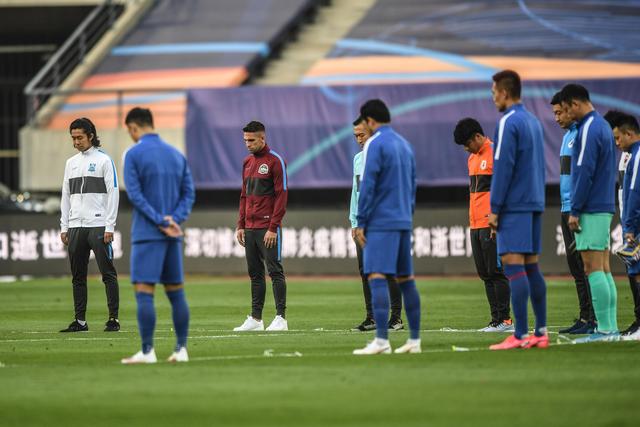 CJ45分鹈鹕险胜爵士4连胜 快船负公牛止4连胜